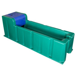 Abreuvoir en polyéthylène isotherme pour bovin 