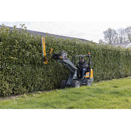 Chargeuse compacte GIANT G1500