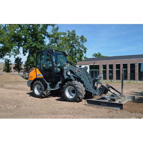 Radlader Giant G3500